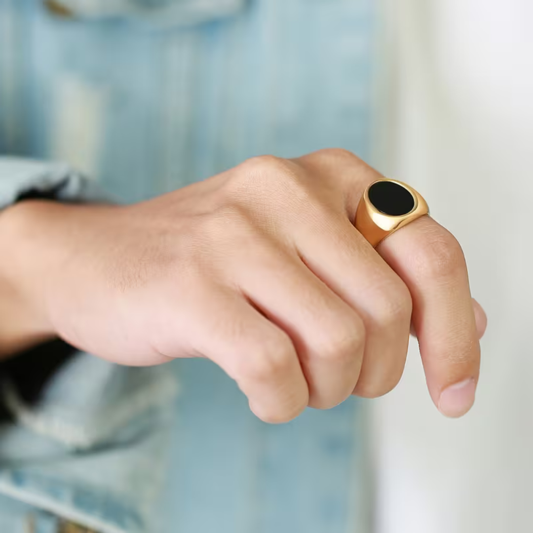 Noviqlo | Stainless Steel Oval Signet Ring