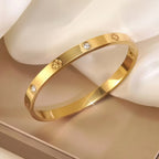 Noviqlo | Clover Detail Bangle Bracelet